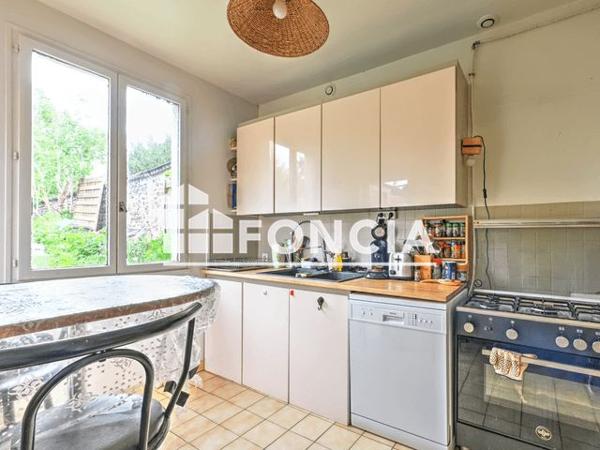 À vendre Immeuble 245 m² - Pontoise 95300
