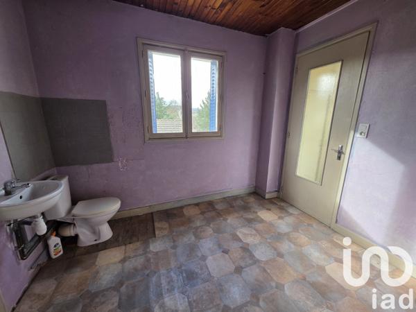 Maison à vendre 9 pièces 145 m² Le Mayet-de-Montagne