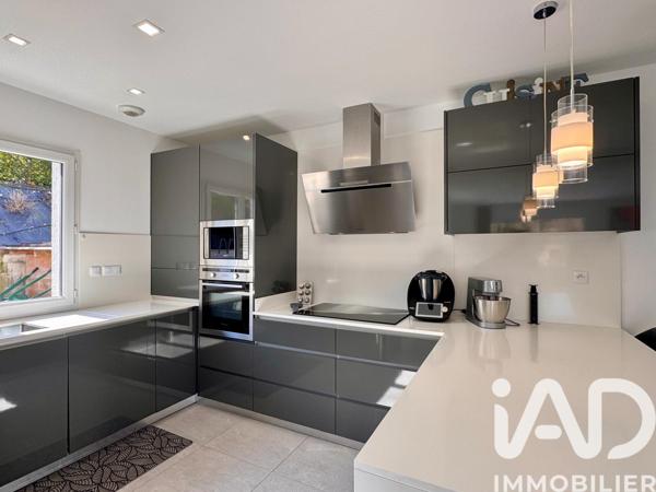 Maison à vendre 5 pièces 136 m² Dingy-en-Vuache