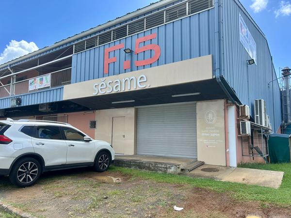 Local commercial Fort De France 1 pièce(s) 145 m2