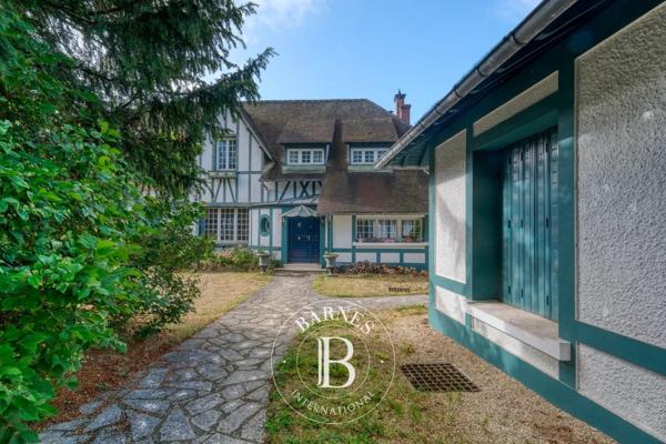 Chantilly, Maison 6 Chambres -  425 m² à vendre