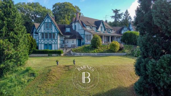 Chantilly, Maison 6 Chambres -  425 m² à vendre