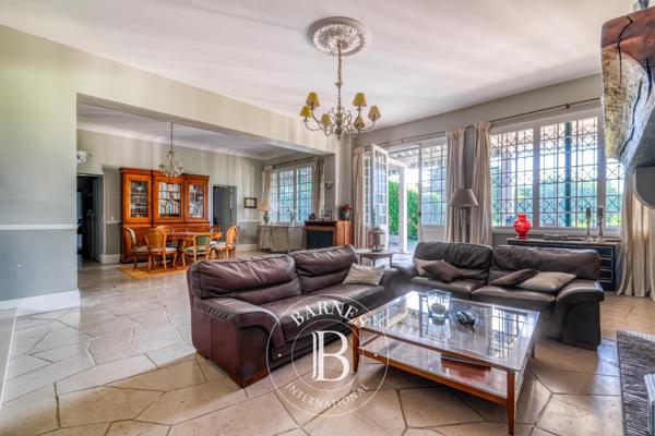 Chantilly, Maison 6 Chambres -  425 m² à vendre