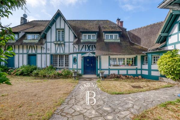 Chantilly, Maison 6 Chambres -  425 m² à vendre