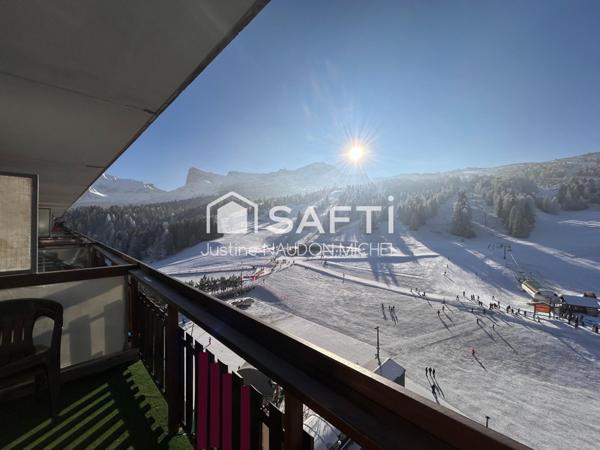 Appartement aux pieds des pistes avec vue montagne