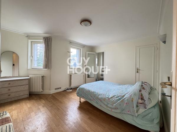 MAISON À VENDRE DE 7 PIÈCES DE 141,27 M²
