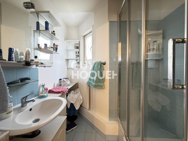MAISON À VENDRE DE 7 PIÈCES DE 141,27 M²