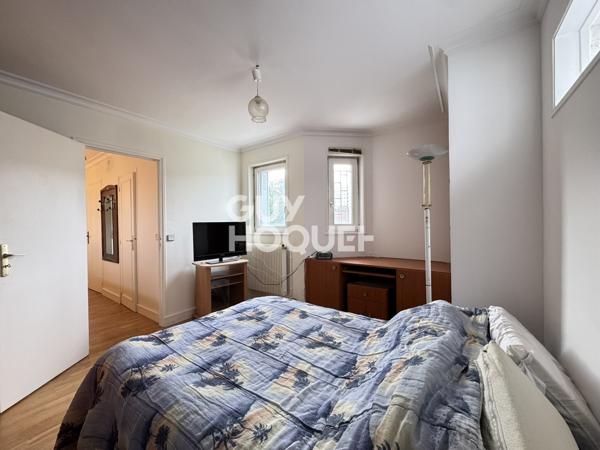 MAISON À VENDRE DE 7 PIÈCES DE 141,27 M²