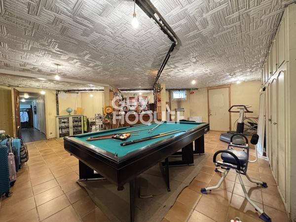 MAISON À VENDRE DE 7 PIÈCES DE 141,27 M²