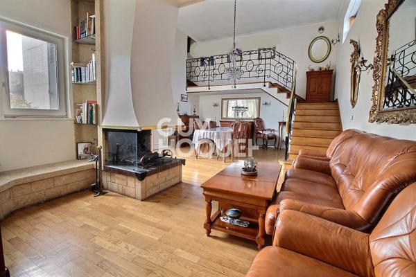 MAISON À VENDRE DE 7 PIÈCES DE 141,27 M²