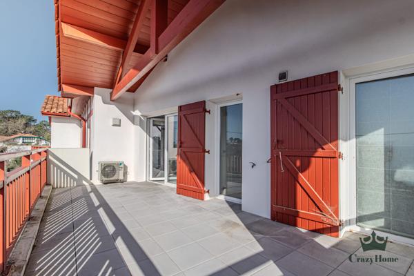 Appartement
                                                                                                                                                                                                                                                                                                                        4 pièce(s)                                                                                                                                                                                                          3 chambre(s)                                                                                                                                                                                                          83  m²