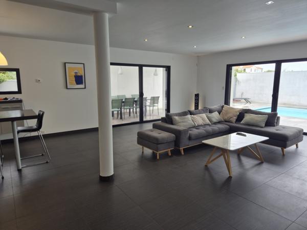 Maison 5 pièce(s) 4 chambre(s) 187 m²