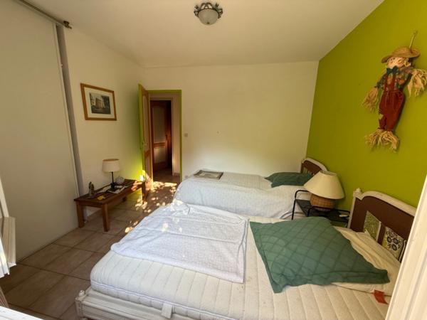 Villa de plain-pied 8 pièces 187m² à Cheval Blanc