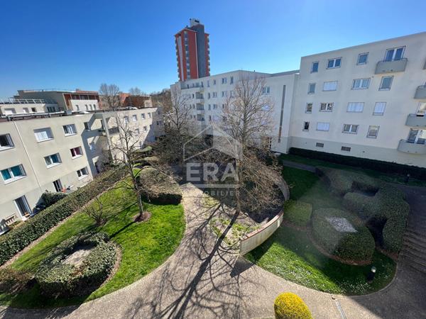 Appartement Elancourt 3 pièce(s) 68.69 m2