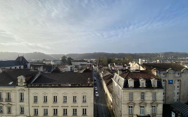 Appartement à louer    4 pièces •  Périgueux