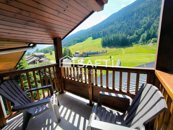 Appartement chaleureux avec vues montagnes