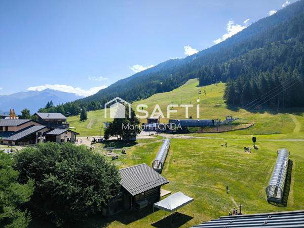 Appartement chaleureux avec vues montagnes