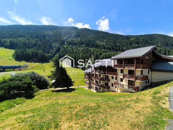 Appartement chaleureux avec vues montagnes