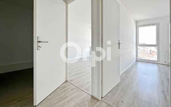 Appartement à vendre    3 pièces • 57,69 m2 Mantes-la-Jolie