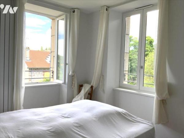 A SAISIR  : BAISSE DE PRIX IMPORTANTE  !!!! 5 chambres - garage - jardin