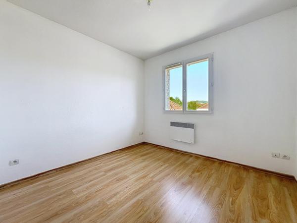 Maison mitoyenne, 4 chambres