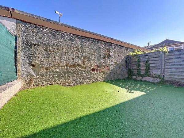 Maison mitoyenne, 4 chambres