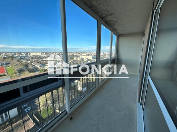 Location Appartement 2 pièces 35.11 m² - 2 AVENUE DU CANADA Rennes 35000