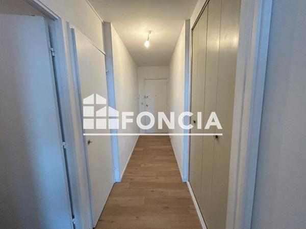 Location Appartement 2 pièces 35.11 m² - 2 AVENUE DU CANADA Rennes 35000