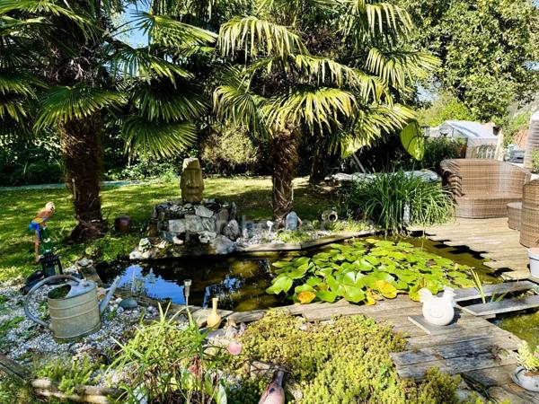 Charmante Maison de 7 pièces, 6 chambres, écoles et commerces à proximité, jardin sans vis-à-vis, grand garage et atelier