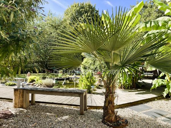 Charmante Maison de 7 pièces, 6 chambres, écoles et commerces à proximité, jardin sans vis-à-vis, grand garage et atelier