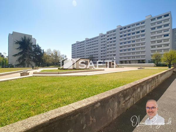 T5 avec vue imprenable, dernier étage aux portes de Lyon