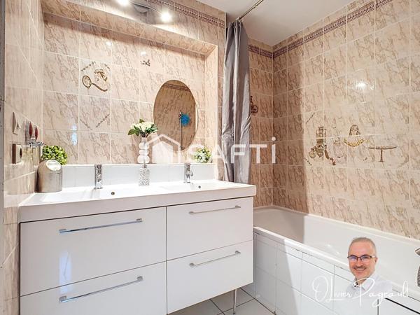 T5 avec vue imprenable, dernier étage aux portes de Lyon