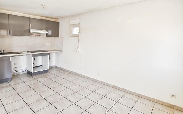 Appartement à vendre    3 pièces •  Pertuis