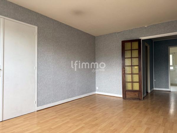 Chilly Mazarin / Appartement 2 pièces / Residence grand jardin