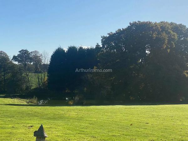 Vente Maison 10 pièces 330 m2 à Ploumagoar