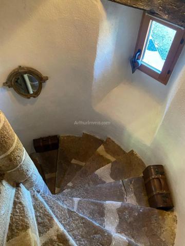 Vente Maison 10 pièces 330 m2 à Ploumagoar