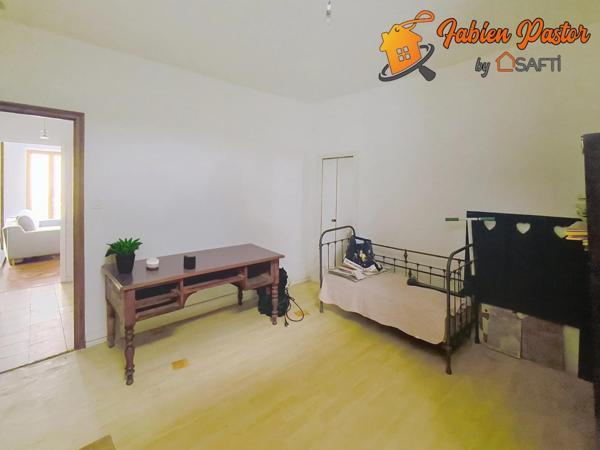 Maison 7 pièces + local commercial, 220m².