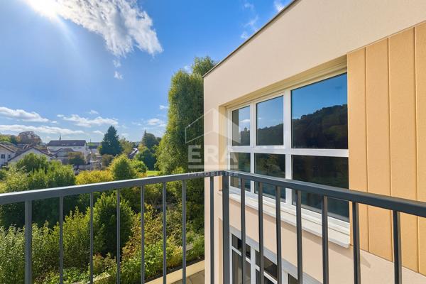 Appartement avec balcon 2 pièces avec ascenseur.