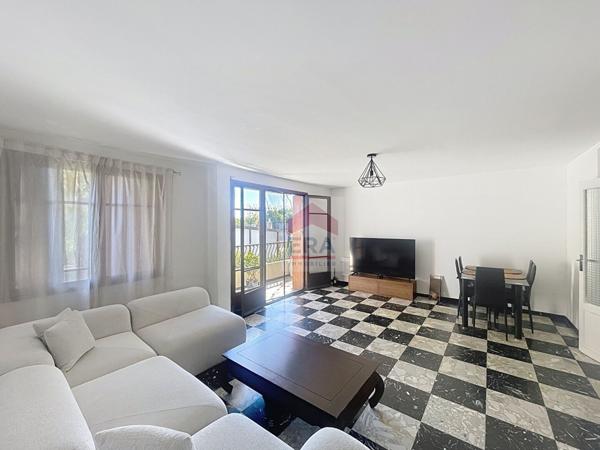 A VENDRE 13014 BON SECOURS APPARTEMENT T4 BALCON RESIDENCE CAVE PARKING 