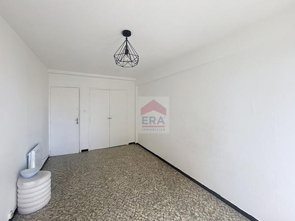 A VENDRE 13014 BON SECOURS APPARTEMENT T4 BALCON RESIDENCE CAVE PARKING 