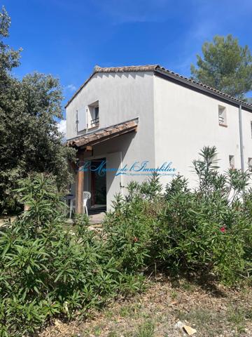 SAUVE, maison F3 avec terrasse dansa résidence de tourisme avec piscine