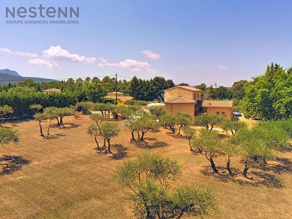 Grande Villa de 165m2 avec 4 chambres sur 4000m² de terrain