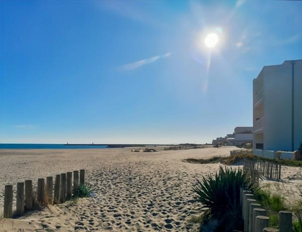 Appartement T2 38M2 avec parking privatif. Accès plage 20M