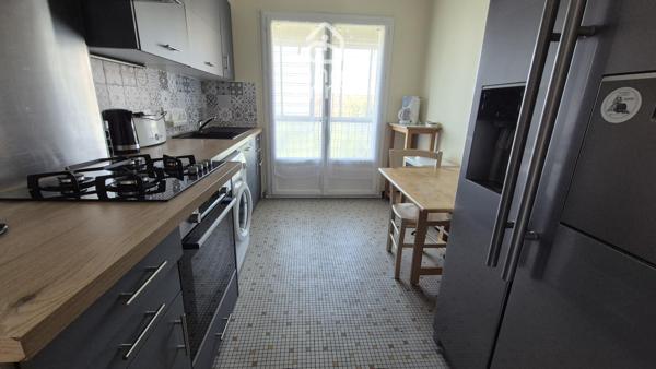 Appartement
                                                                                                                                                                                                                                                                                                                        3 pièce(s)                                                                                                                                                                                                          2 chambre(s)                                                                                                                                                                                                          67  m²
