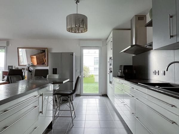 Appartement de type 5 de plus de 120m² à Angers proche Terra Botanica, ligne de tramway...