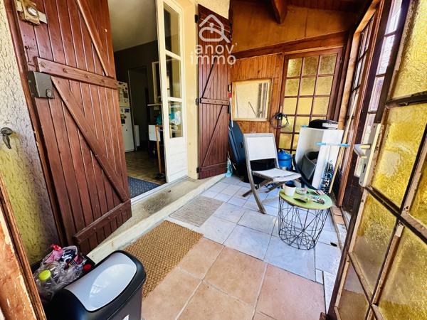 Maison
                                                                                                                                                                                                                                                                                                                        10 pièce(s)                                                                                                                                                                                                          5 chambre(s)                                                                                                                                                                                                          153.48  m²