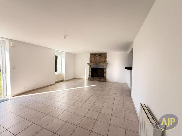 Location appartement Colpo : 850 € - AJP Immobilier Plumelec