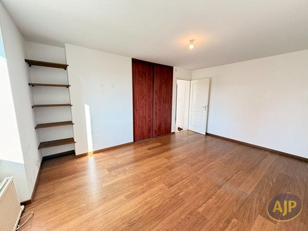 Location appartement Colpo : 850 € - AJP Immobilier Plumelec