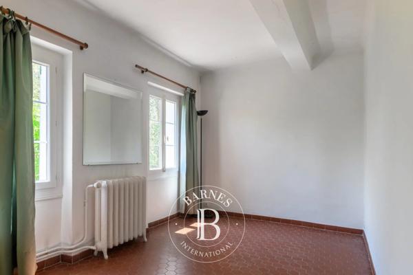 La Garde, Bastide 5 Chambres -  262 m² à vendre