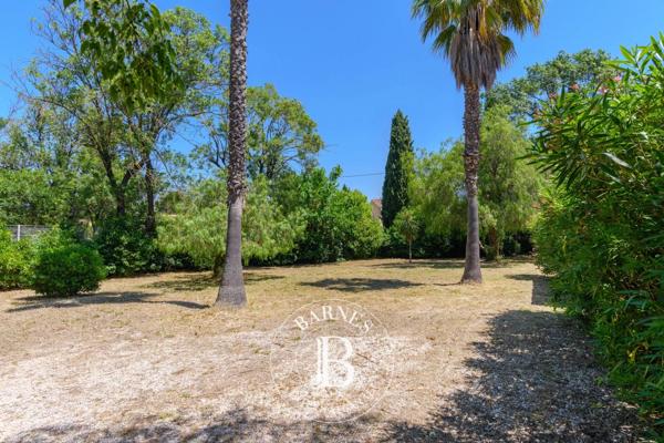 La Garde, Bastide 5 Chambres -  262 m² à vendre